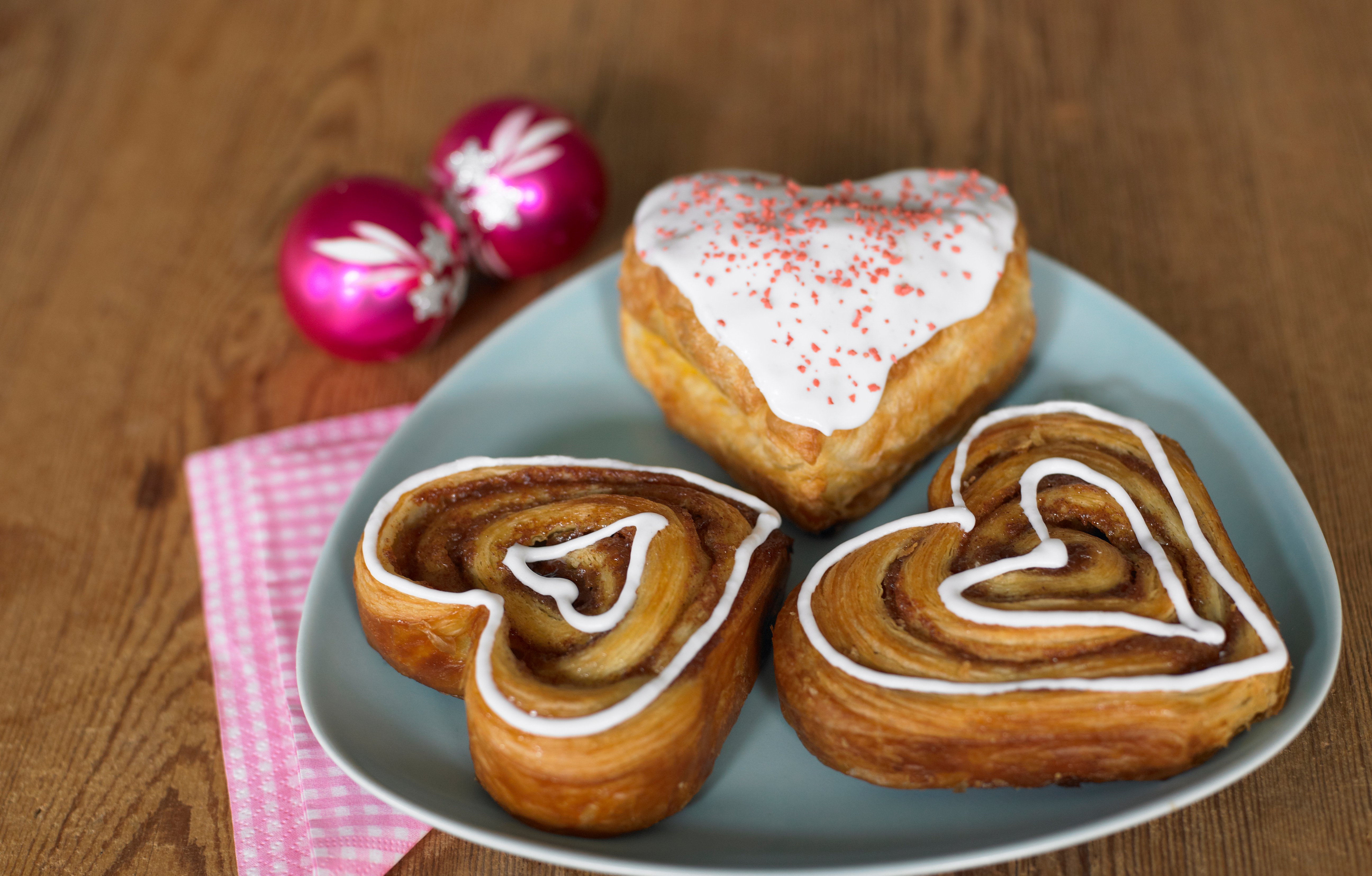Heart-Shaped Cinnamon Swirl Danish Pastries